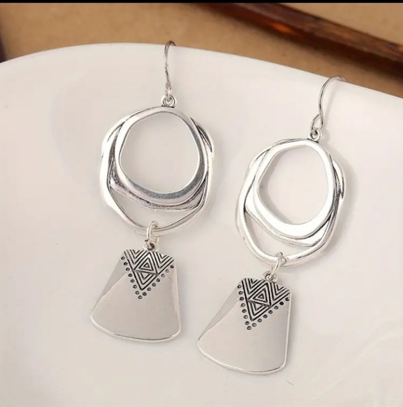 Boho Silver Plated Geometric Dangle Earrings - Picture 3 of 4